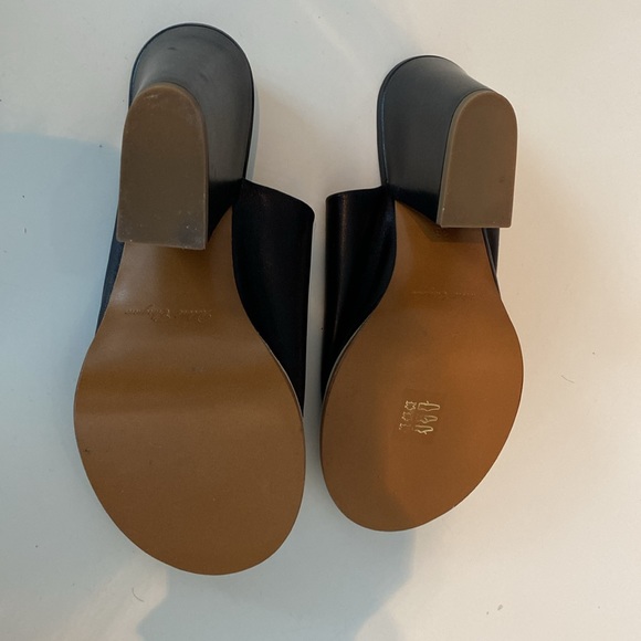 Robert Clergerie Paris Unworn sandals - Picture 3 of 3